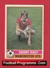 Manchester United Gerry Daly Autograph Signed Football Card Man Utd