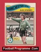 Manchester United Alex Stepney Autograph Signed Football Card Man Utd