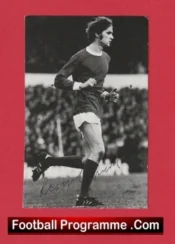 Manchester United Paul Edwards Autograph Signed Picture 1970s