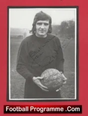 Manchester United Ian Storey Moore Autograph Signed Picture 1970s