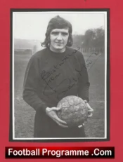 Manchester United Ian Storey Moore Autograph Signed Picture 1970s
