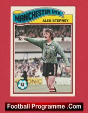 Manchester United Alex Stepney Autograph Signed Football Card Man Utd