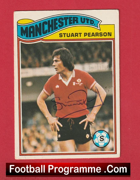 Manchester United Stuart Pearson Autograph Signed Football Card Man Utd - Image 2