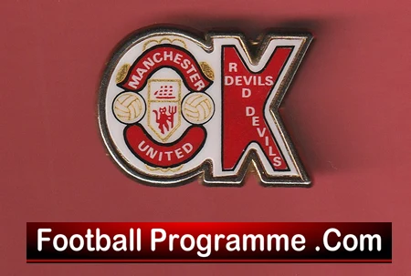 Manchester United Vintage Football Badge Man Utd Badge 1970's - Image 2