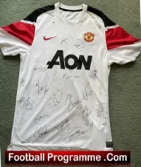 Manchester United Multi Signed Football Shirt Man Utd Fergie Rooney Etc