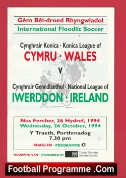 Wales v Ireland 1994 - International Match at Porthmadog - football programme