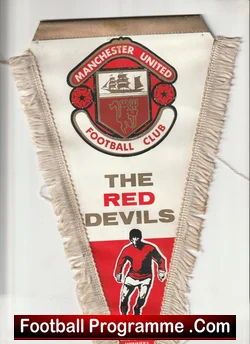 Manchester United Pennant Flag Man Utd The Red Devils 1968 Ship Crest football memorabilia