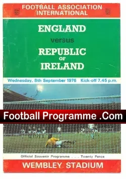 England v Ireland 1976 - football programme