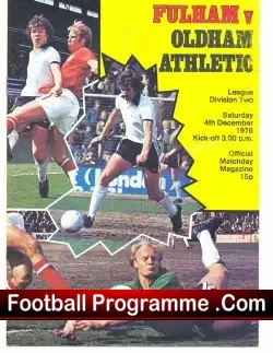 Fulham v Oldham Athletic 1976 - Bobby Moore + Best + Marsh - football programme