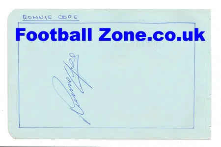 Manchester United Ronnie Briggs Football Autograph 1960's Plus