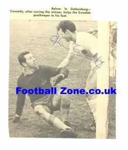 Manchester United John Connelly Autograph Picture