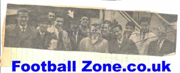Manchester United Matt Busby + Goodwin Autograph Picture 1950's