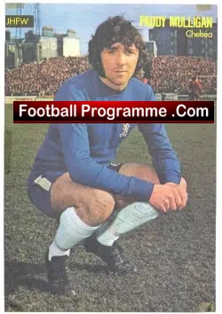 Chelsea Paddy Mulligan Autograph Picture 1971 - football memorabilia