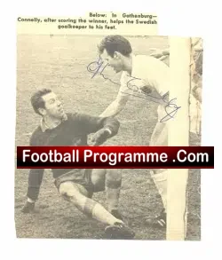 Manchester United John Connelly Autograph Picture