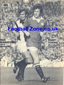 Manchester United Tony Young Autograph 1970s