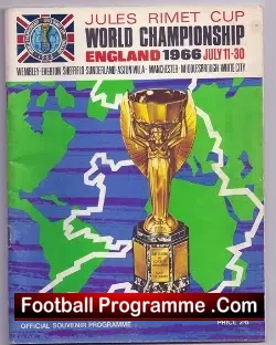 England World Cup 1966 Souvenir Brochure - 3 - football memorabilia