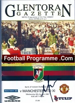 Glentoran v Manchester United 2007 – Signed