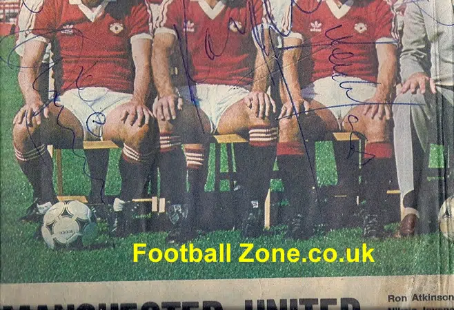 Manchester United – Multi Signed Autographed Team Picture 1981