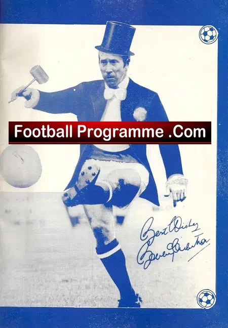Oslo Ballklubb v Bobby Charlton International XI 1976