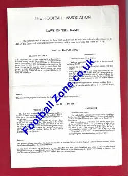 Referee - Linesmen Rules Laws Of The Game 1975 - 1976