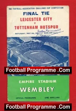 Leicester City v Tottenham 1961 – FA Cup Final – Signed