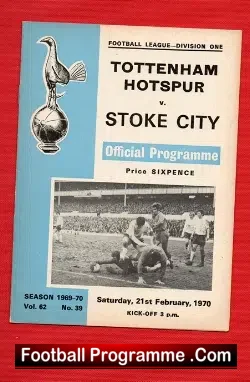 Tottenham Hotspur v Stoke City 1970
