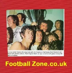 Chelsea John Boyle Signed Picture 1971 CWCF