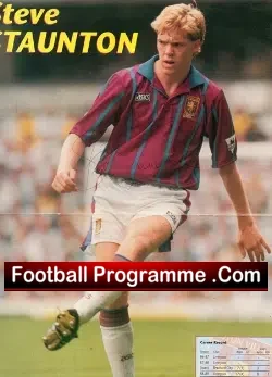 Aston Villa Steve Staunton Autographed Picture