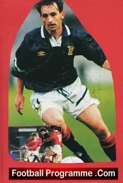 Chelsea Pat Nevin Autograph Picture - football memorabilia