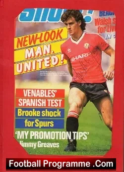 Manchester United Mark Hughes Autograph Picture - football memorabilia