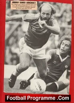 Manchester United Sammy McIlroy Autograph Picture