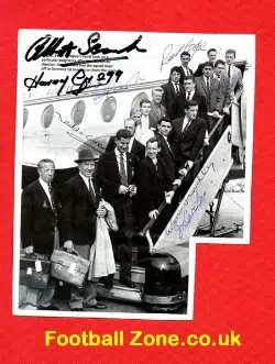 Manchester United - Multi Autographs Picture 1959 + Charlton