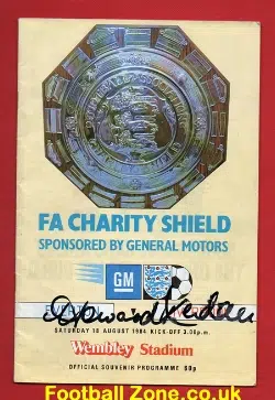 Everton v Liverpool 1984 FA Charity Shield Signed Howard Kendall