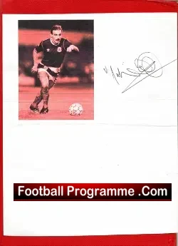 Aberdeen FC Willie Miller Autograph