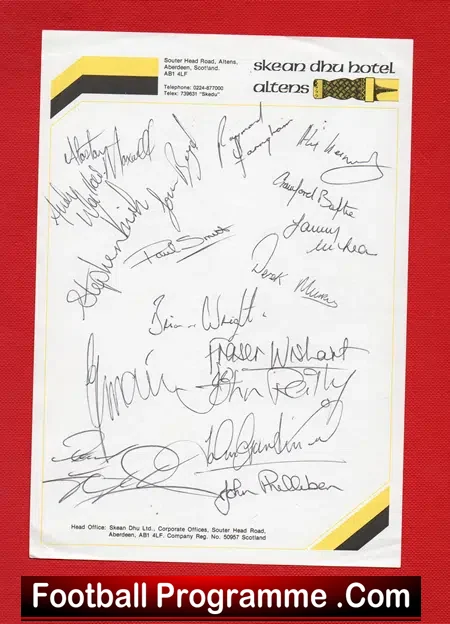 Aberdeen v Motherwell 1986 – Multi Autographs