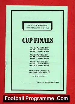 Cowley Youth v Ridgeway Rovers 1987 Includes Young David Beckham - football programme