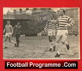 Glasgow Celtic Tommy Callaghan Autograph 1960s - football programme