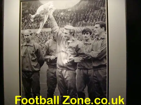 Manchester United - Multi Signed Legends - Best - Law - Charlton