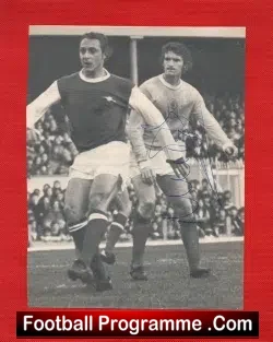 Manchester City Mike Doyle Autograph Picture - football memorabilia