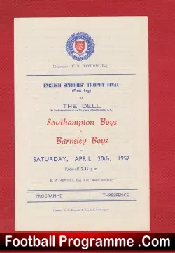 Southampton v Barnsley 1957 – Boys match at the Dell