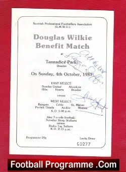 Douglas Wilkie Testimonial Dundee Unied 1981 - Multi Autographed - football programme