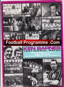 Ken Barnes Testimonial Manchester City 1975 + Best  Law Charlton - football programme
