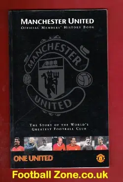 Manchester United Official Members History Book 2004