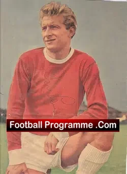 Manchester United Denis Law Signed Picture - Large - football memorabilia