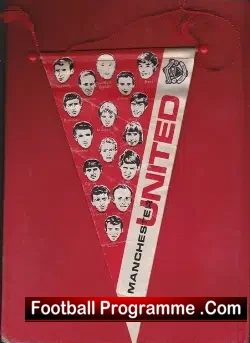Manchester United Football Club Pennant Flag 1960s – Best + Law