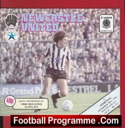 Newcastle United v Arsenal 1984 - Multi Autographed Signed - football programme