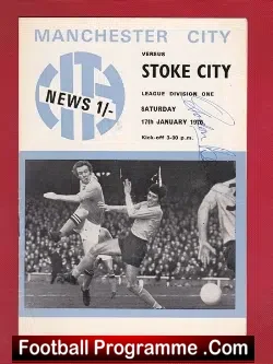 Manchester City v Stoke City 1970 - Signed Gordon Banks - football programme