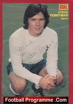Tottenham Hotspur Steve Perryman Autographed Picture 1970s
