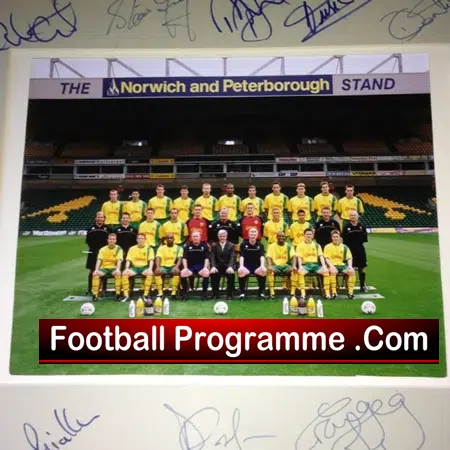 Norwich City Pre Season Photograph Fully Signed 1999 - 2000