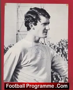 Manchester City Mike Doyle Signed Picture 1970s - football memorabilia